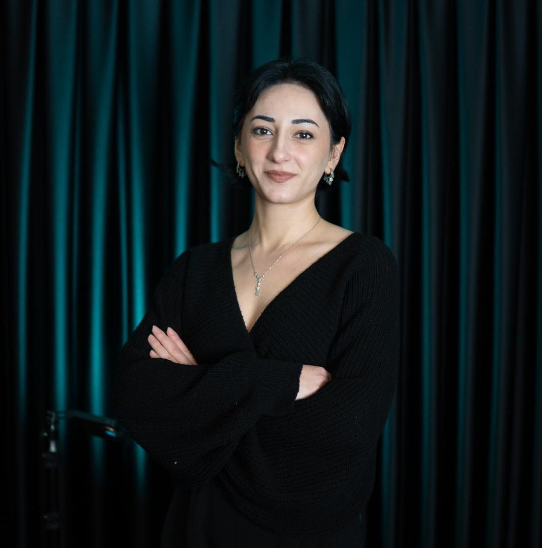 Psikolog Berna Göksu